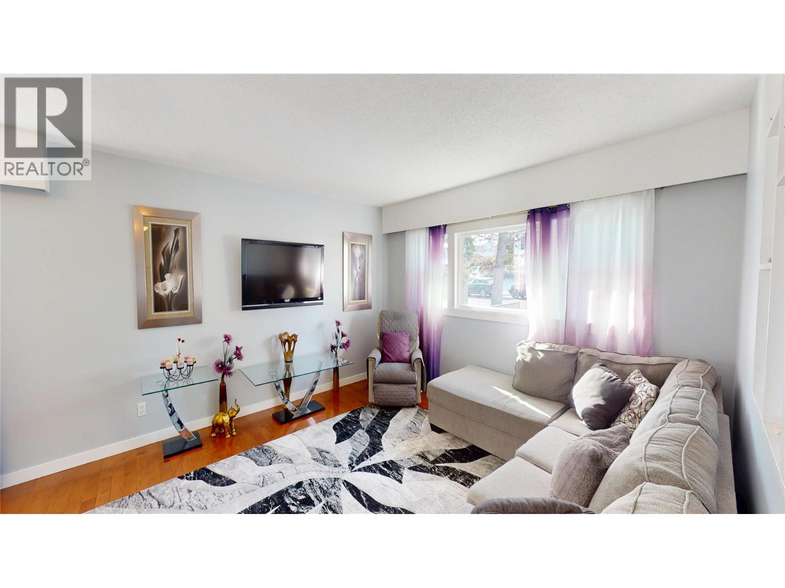 1005 16 Avenue S, Cranbrook, British Columbia  V1C 3A3 - Photo 6 - 10381693