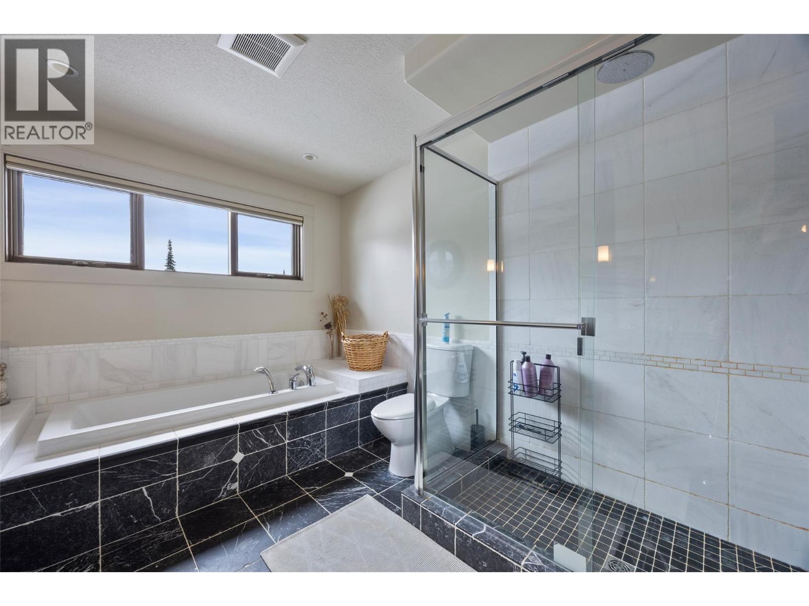 5040 Valley Drive Unit# 16, Sun Peaks, British Columbia  V0E 5N0 - Photo 30 - 10378461