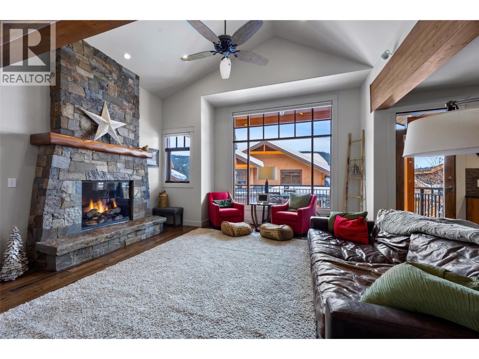 5040 Valley Drive Unit# 16, Sun Peaks, British Columbia  V0E 5N0 - Photo 6 - 10378461