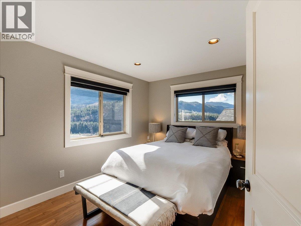 3733 Williston Road, Castlegar, British Columbia  V1N 4Y4 - Photo 34 - 10381545