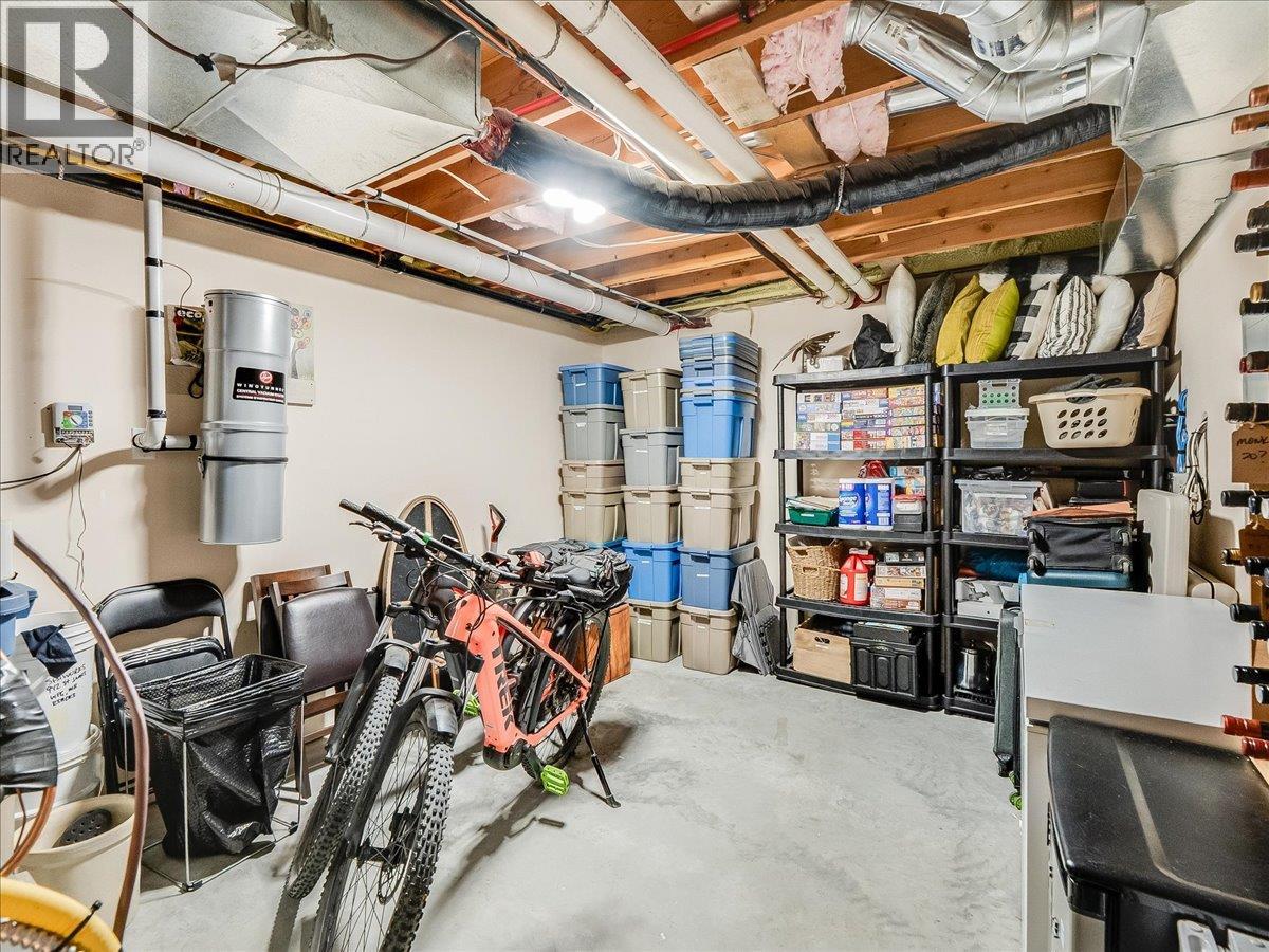 3733 Williston Road, Castlegar, British Columbia  V1N 4Y4 - Photo 48 - 10381545