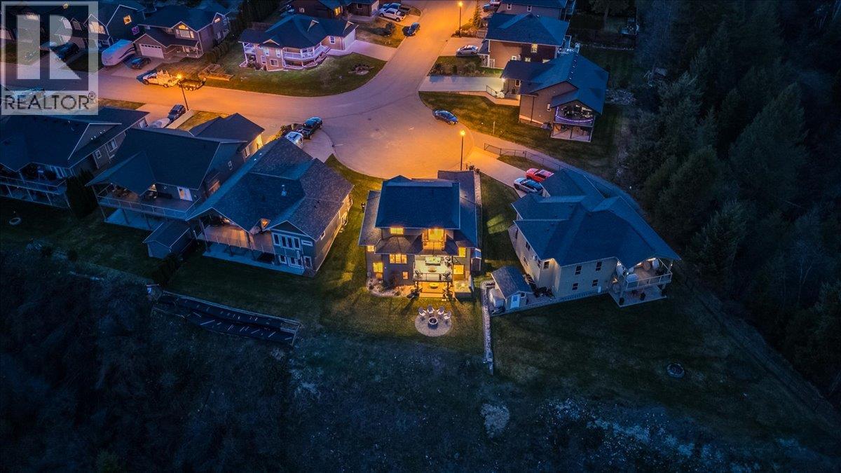 3733 Williston Road, Castlegar, British Columbia  V1N 4Y4 - Photo 71 - 10381545