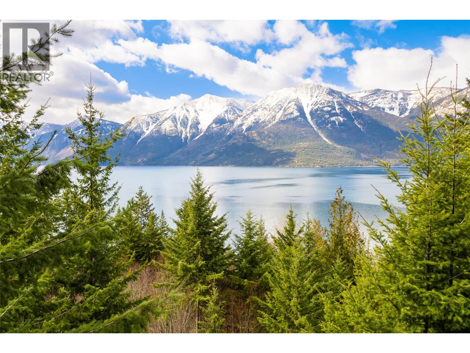 13625 & 13631 Mountain Shores Road, Boswell, British Columbia  V0B 1A0 - Photo 2 - 10381383