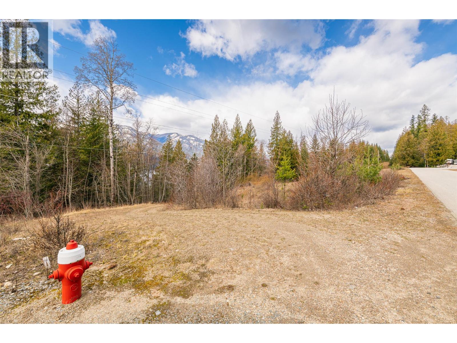 13625 & 13631 Mountain Shores Road, Boswell, British Columbia  V0B 1A0 - Photo 33 - 10381383