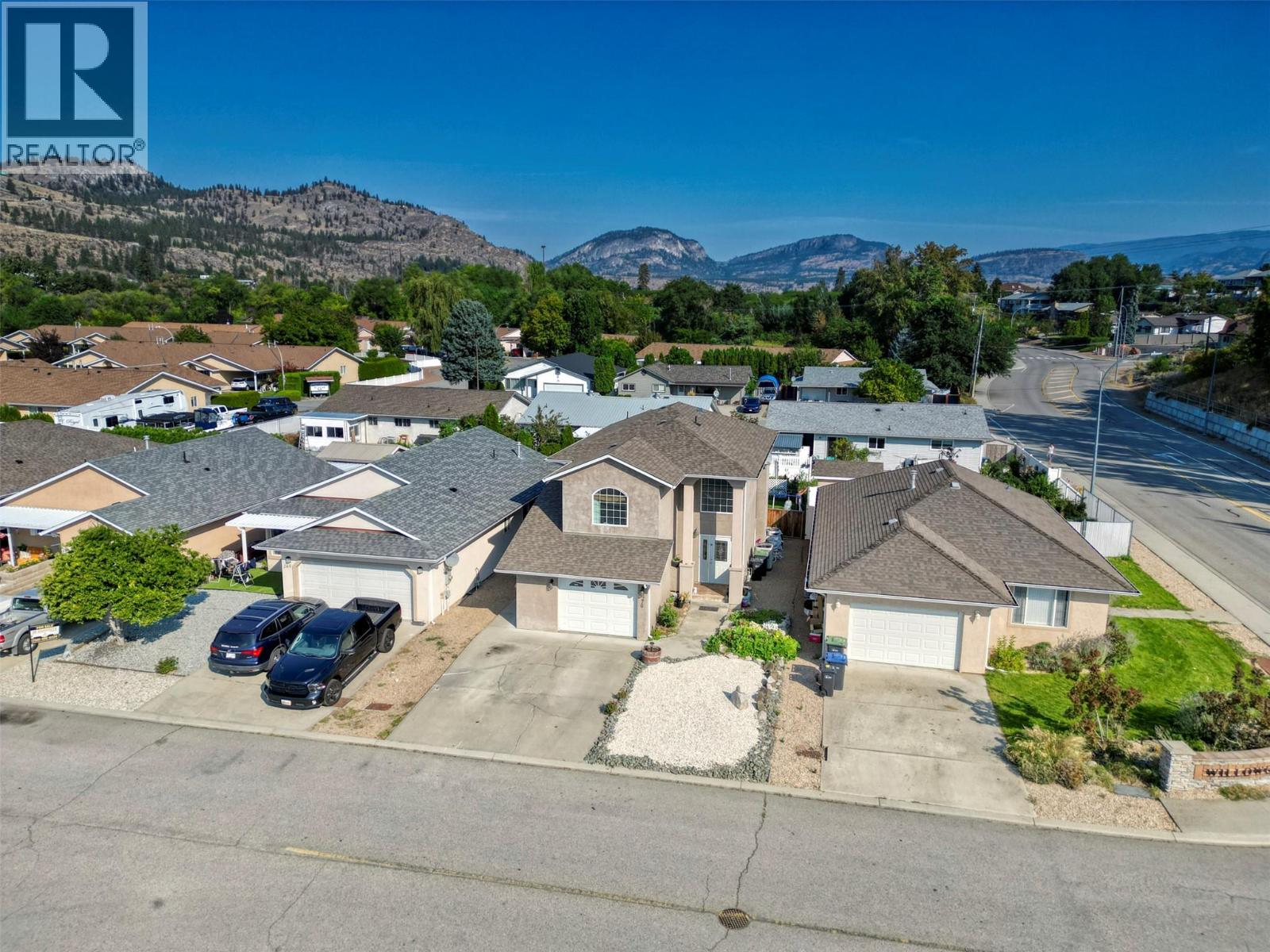 270 Willows Place, Oliver, British Columbia  V0H 1T4 - Photo 2 - 10380972