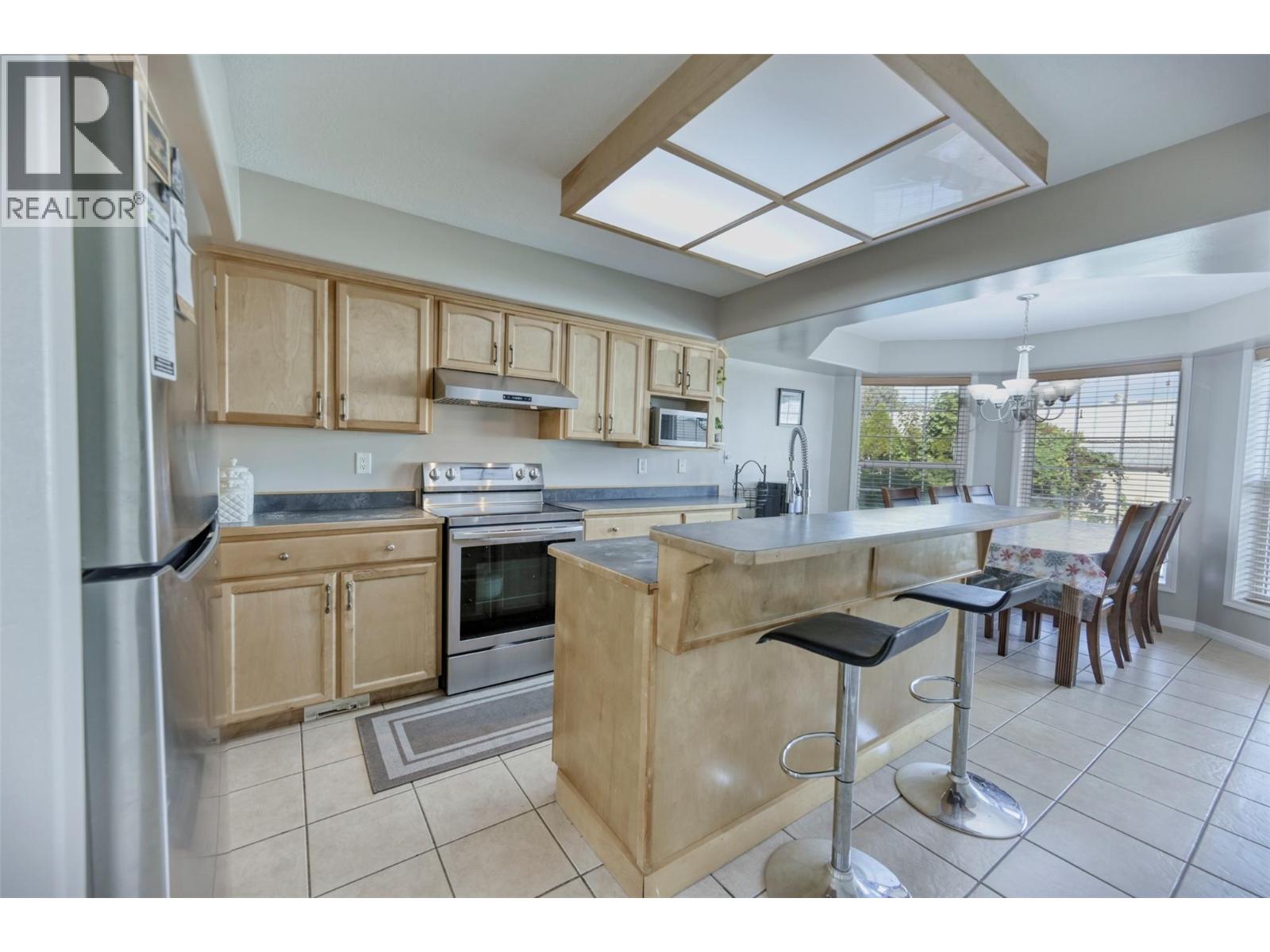 270 Willows Place, Oliver, British Columbia  V0H 1T4 - Photo 4 - 10380972