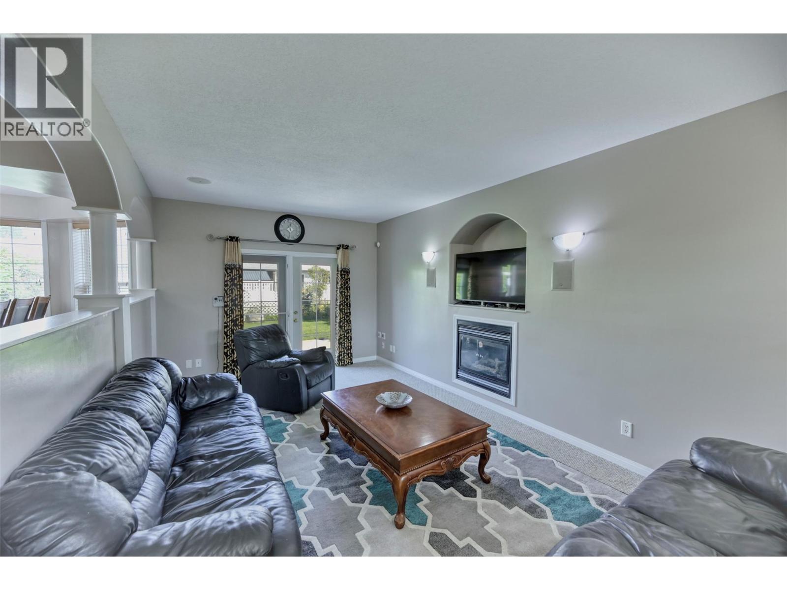 270 Willows Place, Oliver, British Columbia  V0H 1T4 - Photo 7 - 10380972