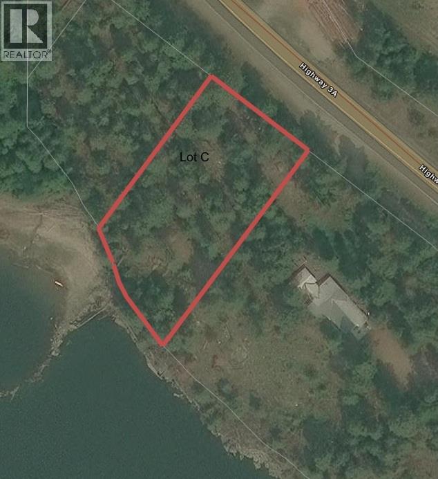 9779 3a Highway Unit# C, Kuskanook, British Columbia  V0B 1A1 - Photo 6 - 10381714