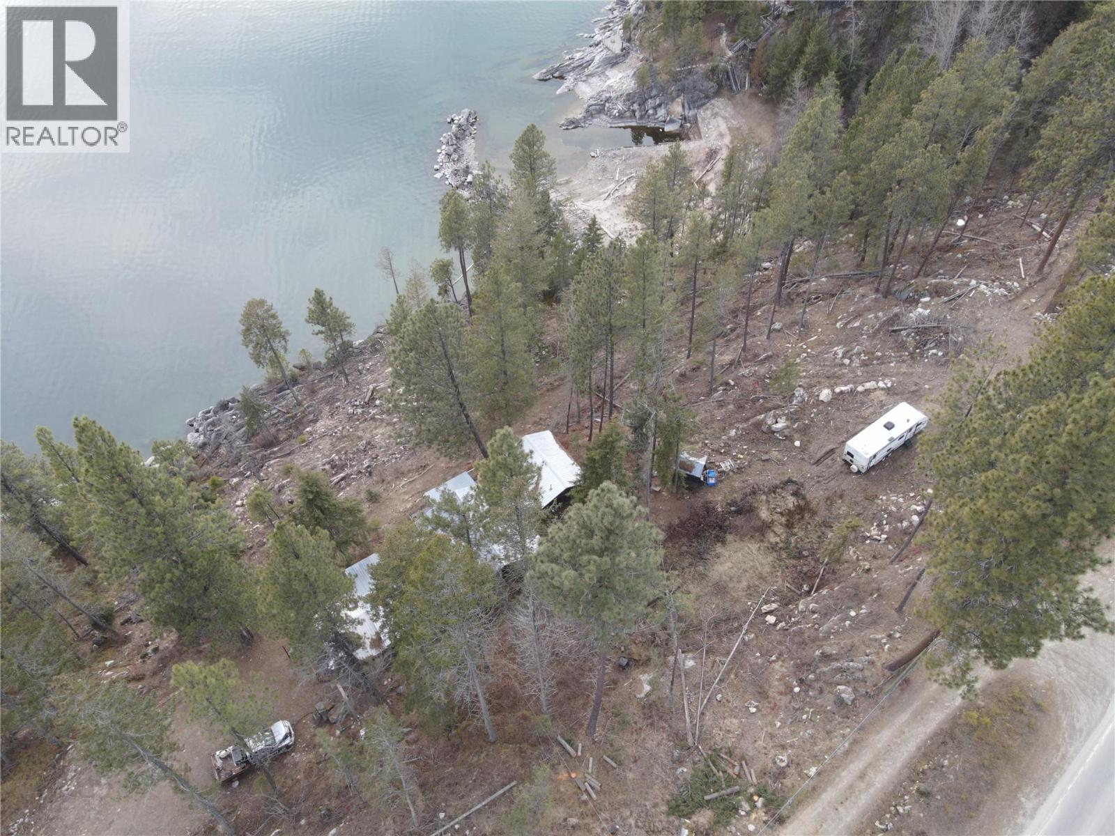 9779 3a Highway Unit# B, Kuskanook, British Columbia  V0B 1A1 - Photo 7 - 10381710