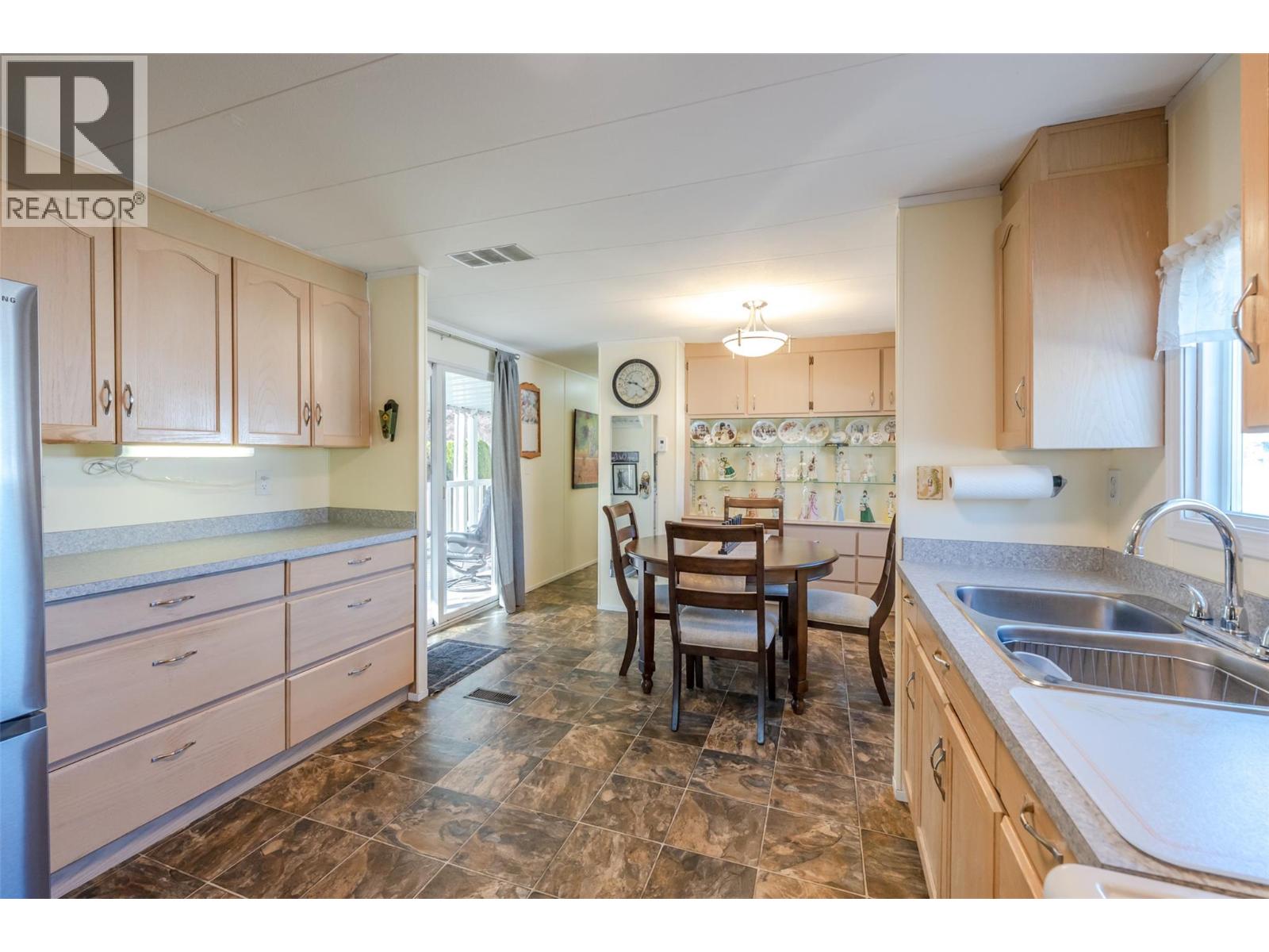 197 Dauphin Avenue Unit# 49, Penticton, British Columbia  V2A 3S3 - Photo 9 - 10381702