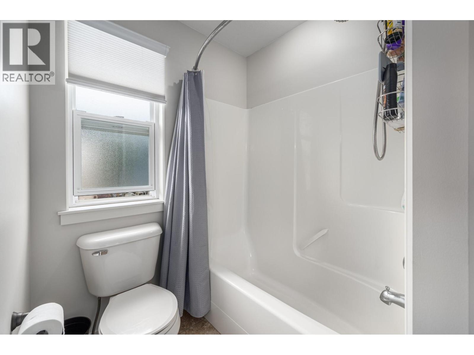 2007 Saddleback Drive, Kamloops, British Columbia  V2B 0A6 - Photo 11 - 10380620