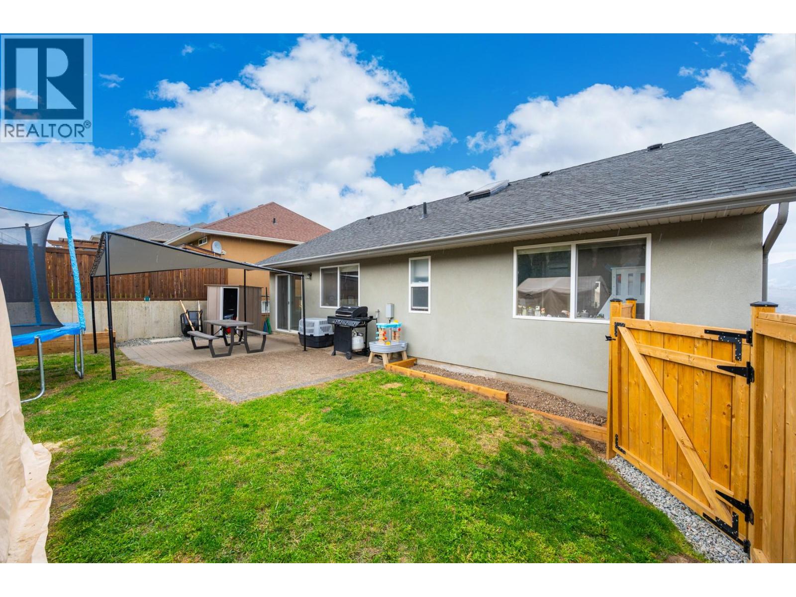 2007 Saddleback Drive, Kamloops, British Columbia  V2B 0A6 - Photo 33 - 10380620