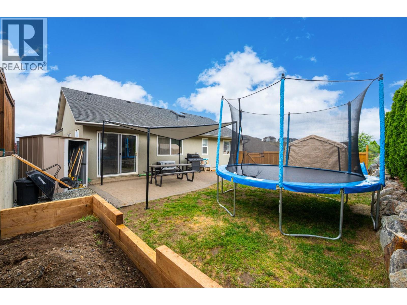 2007 Saddleback Drive, Kamloops, British Columbia  V2B 0A6 - Photo 35 - 10380620