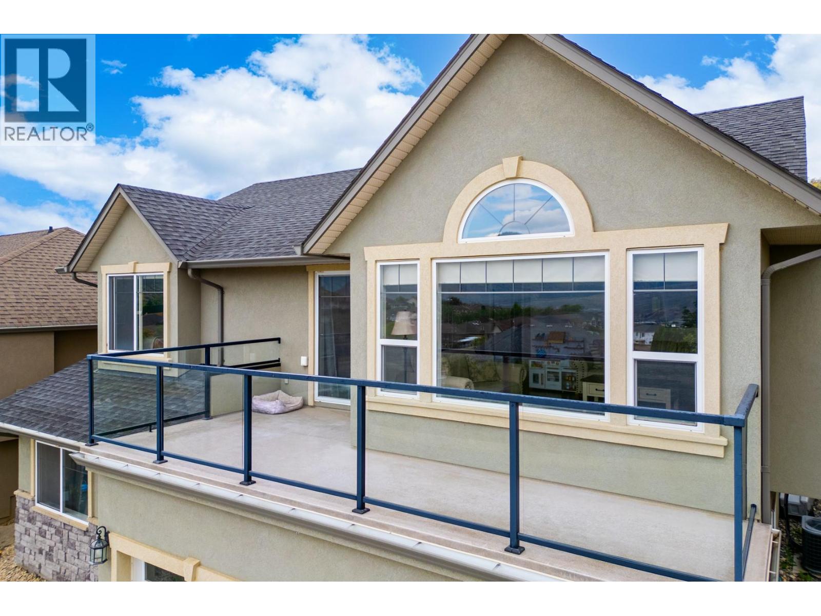 2007 Saddleback Drive, Kamloops, British Columbia  V2B 0A6 - Photo 9 - 10380620