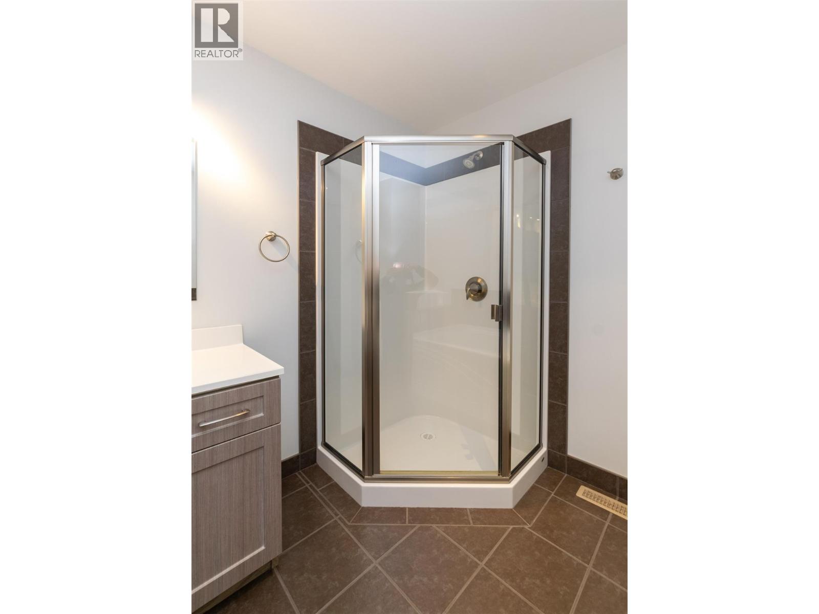 4751 75 Avenue Ne Lot# 2, Salmon Arm, British Columbia  V0E 1K0 - Photo 17 - 10381279