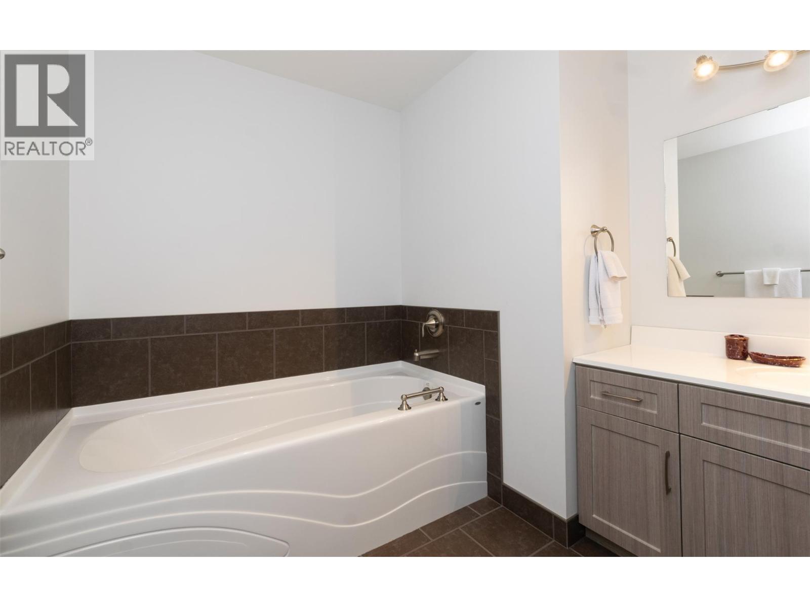 4751 75 Avenue Ne Lot# 2, Salmon Arm, British Columbia  V0E 1K0 - Photo 42 - 10381279