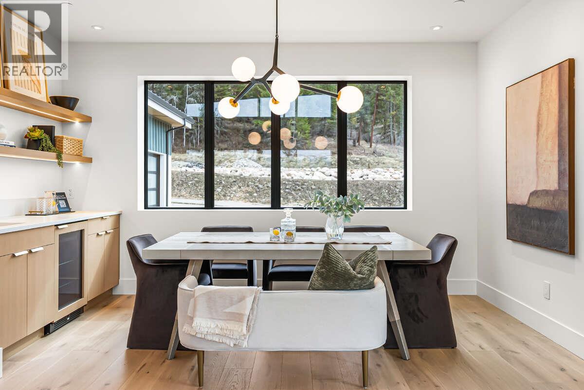 862 Predator Ridge Drive, Vernon, British Columbia  V1H 1G4 - Photo 14 - 10381731