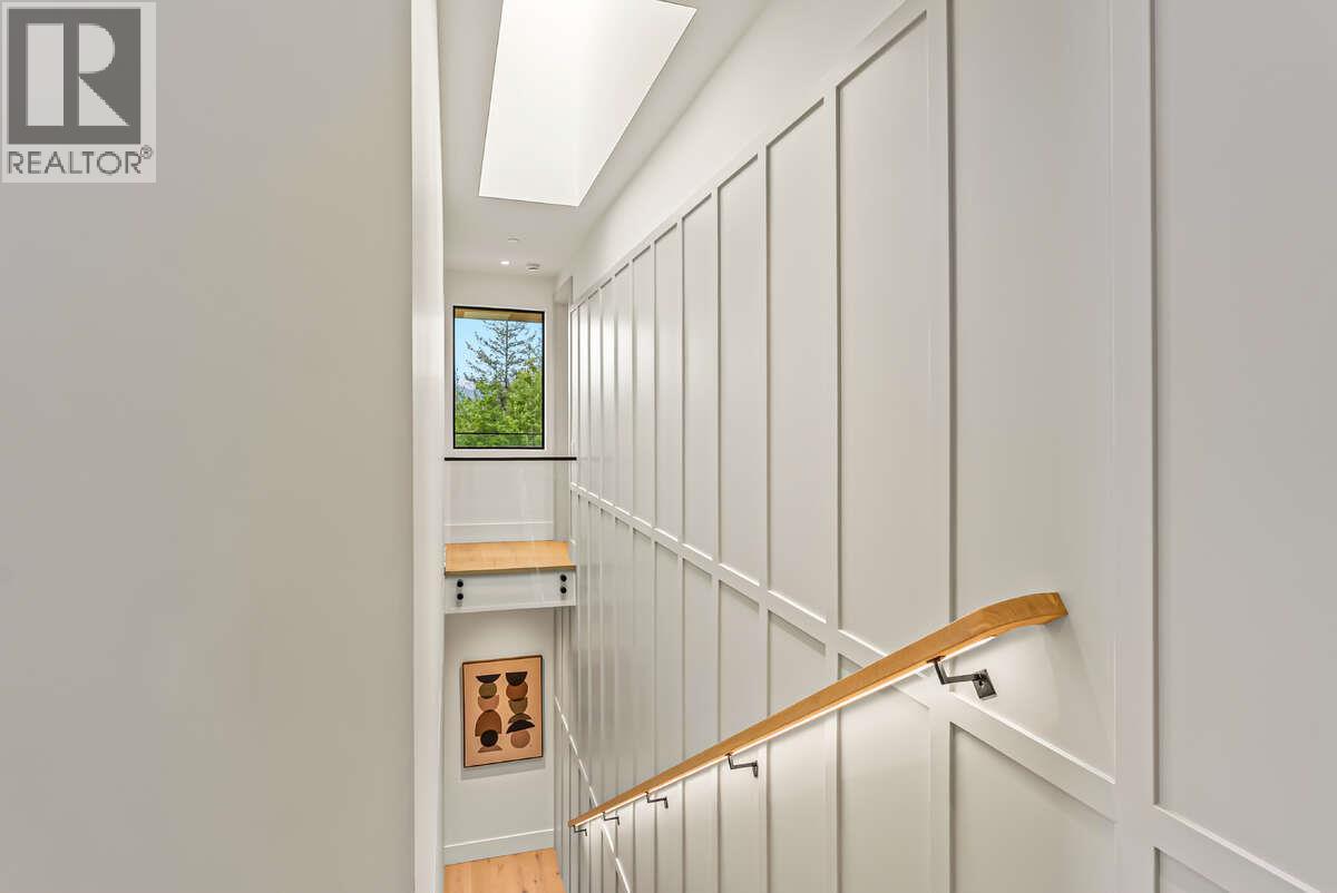 862 Predator Ridge Drive, Vernon, British Columbia  V1H 1G4 - Photo 23 - 10381731