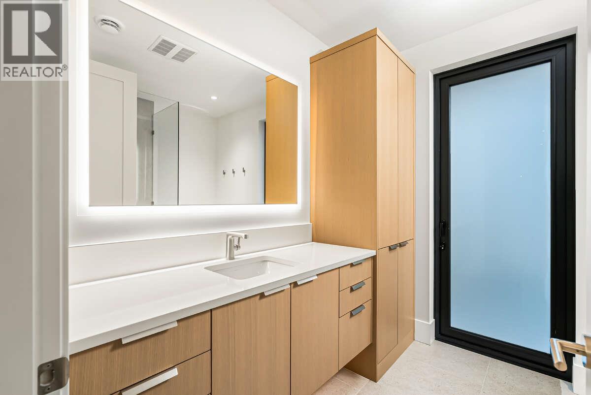 862 Predator Ridge Drive, Vernon, British Columbia  V1H 1G4 - Photo 28 - 10381731