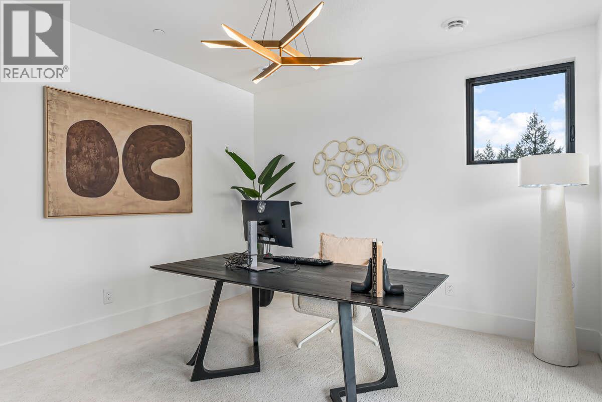 862 Predator Ridge Drive, Vernon, British Columbia  V1H 1G4 - Photo 29 - 10381731