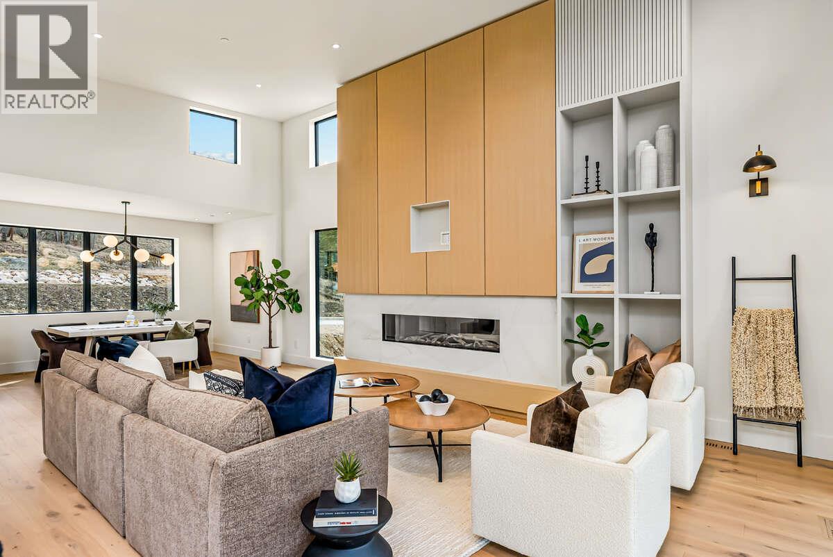 862 Predator Ridge Drive, Vernon, British Columbia  V1H 1G4 - Photo 9 - 10381731