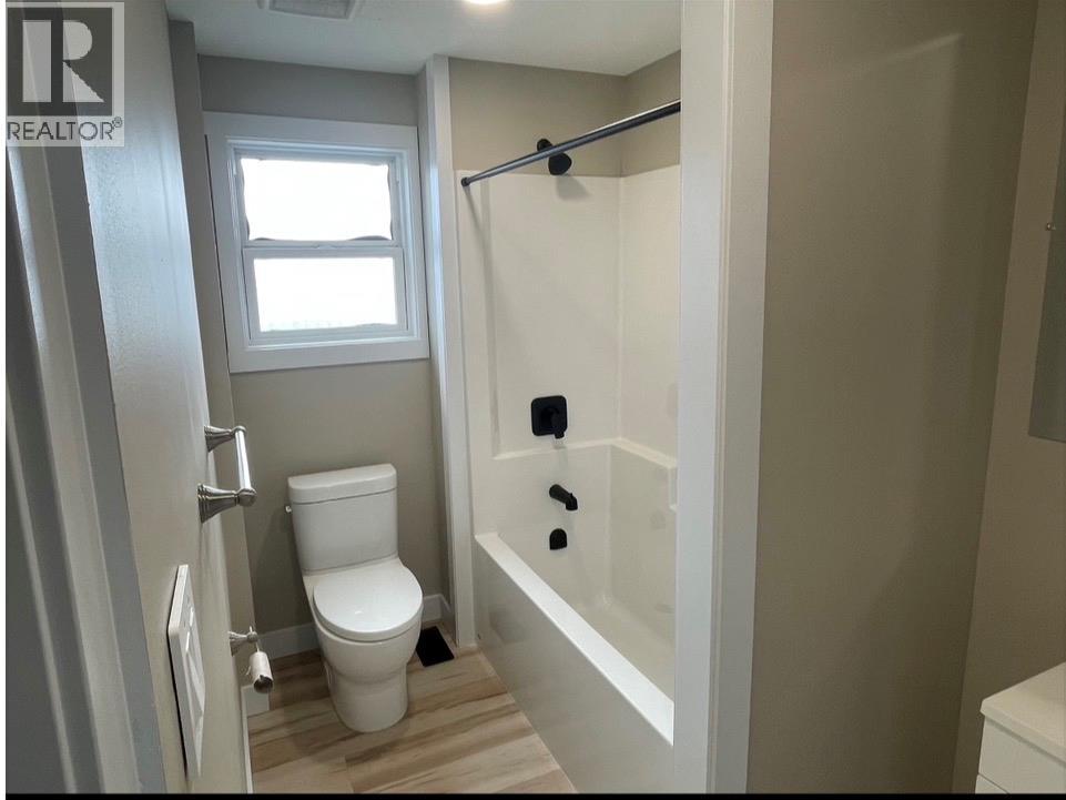 121 Willow Street, Kamloops, British Columbia  V2B 4C6 - Photo 11 - 10381728