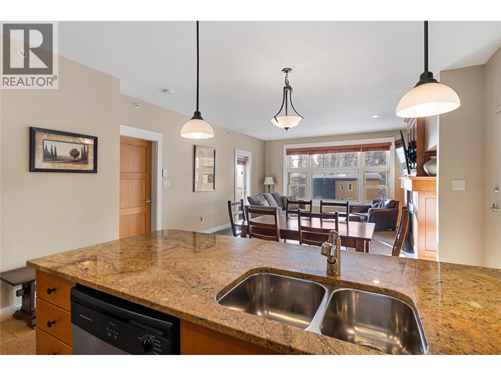 170 Silver Lode Lane Unit# 510, Silver Star, British Columbia  V1B 3M1 - Photo 6 - 10381649