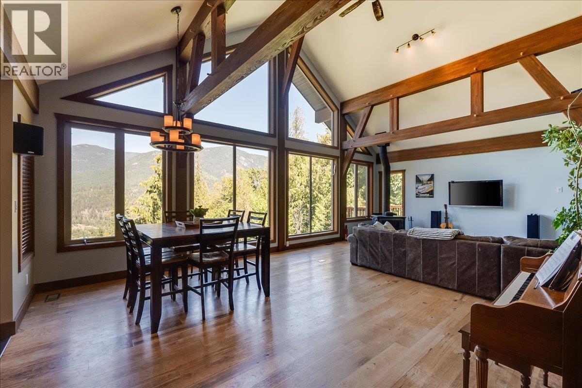 3213 Vindusky Road, Nelson, British Columbia  V1L 6X7 - Photo 20 - 10381677