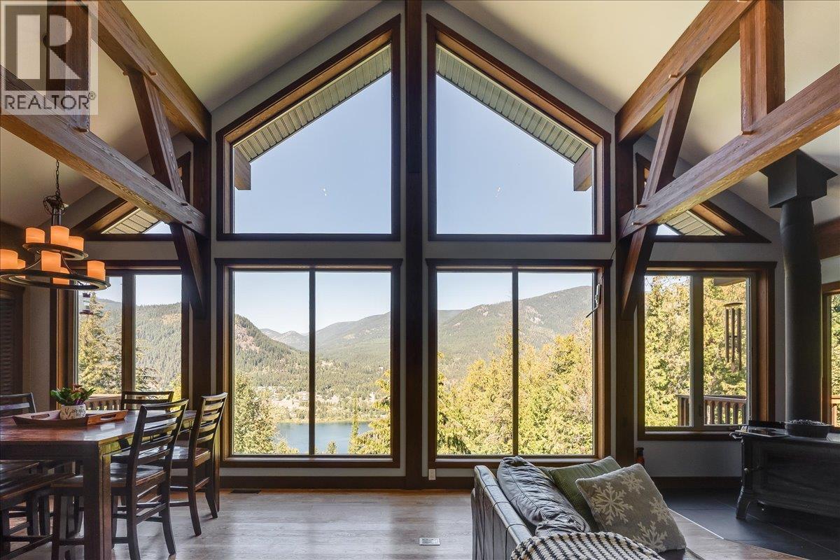 3213 Vindusky Road, Nelson, British Columbia  V1L 6X7 - Photo 22 - 10381677