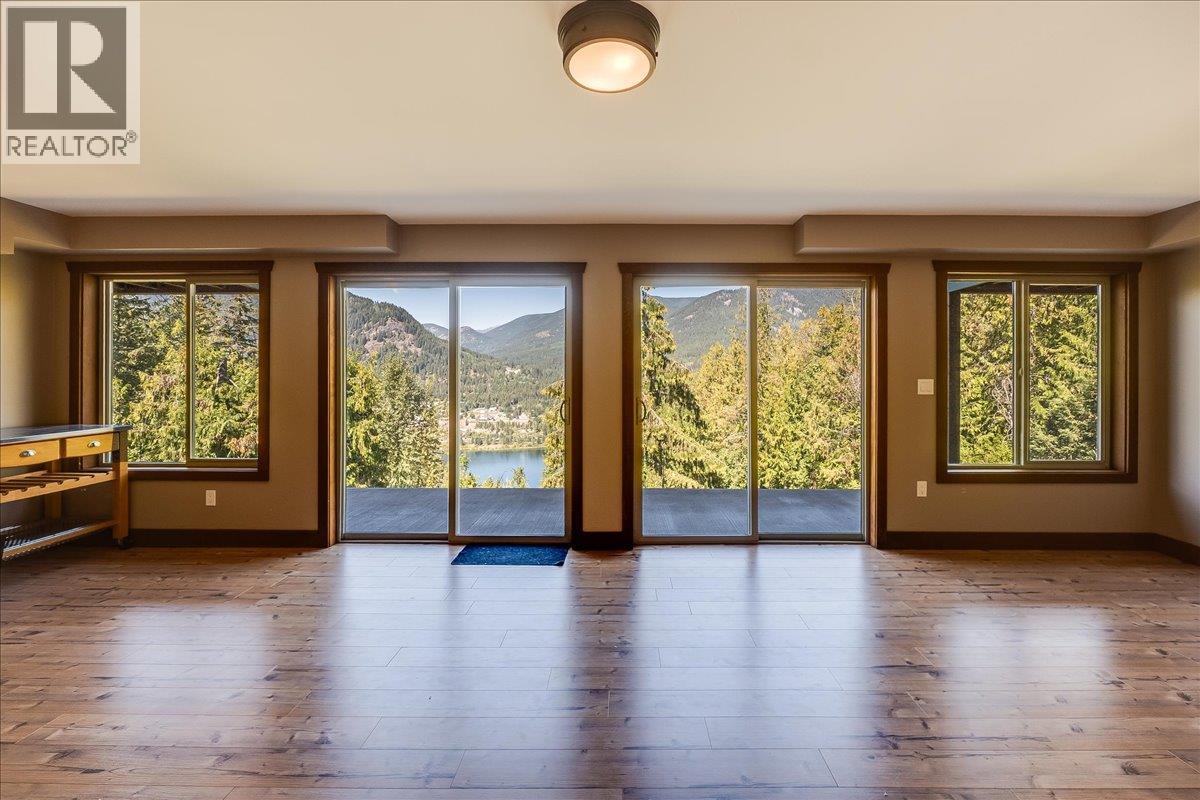 3213 Vindusky Road, Nelson, British Columbia  V1L 6X7 - Photo 38 - 10381677