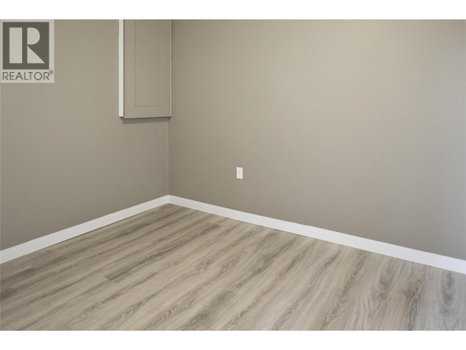 342 Monmouth Drive, Kamloops, British Columbia  V2E 1N7 - Photo 22 - 10381722