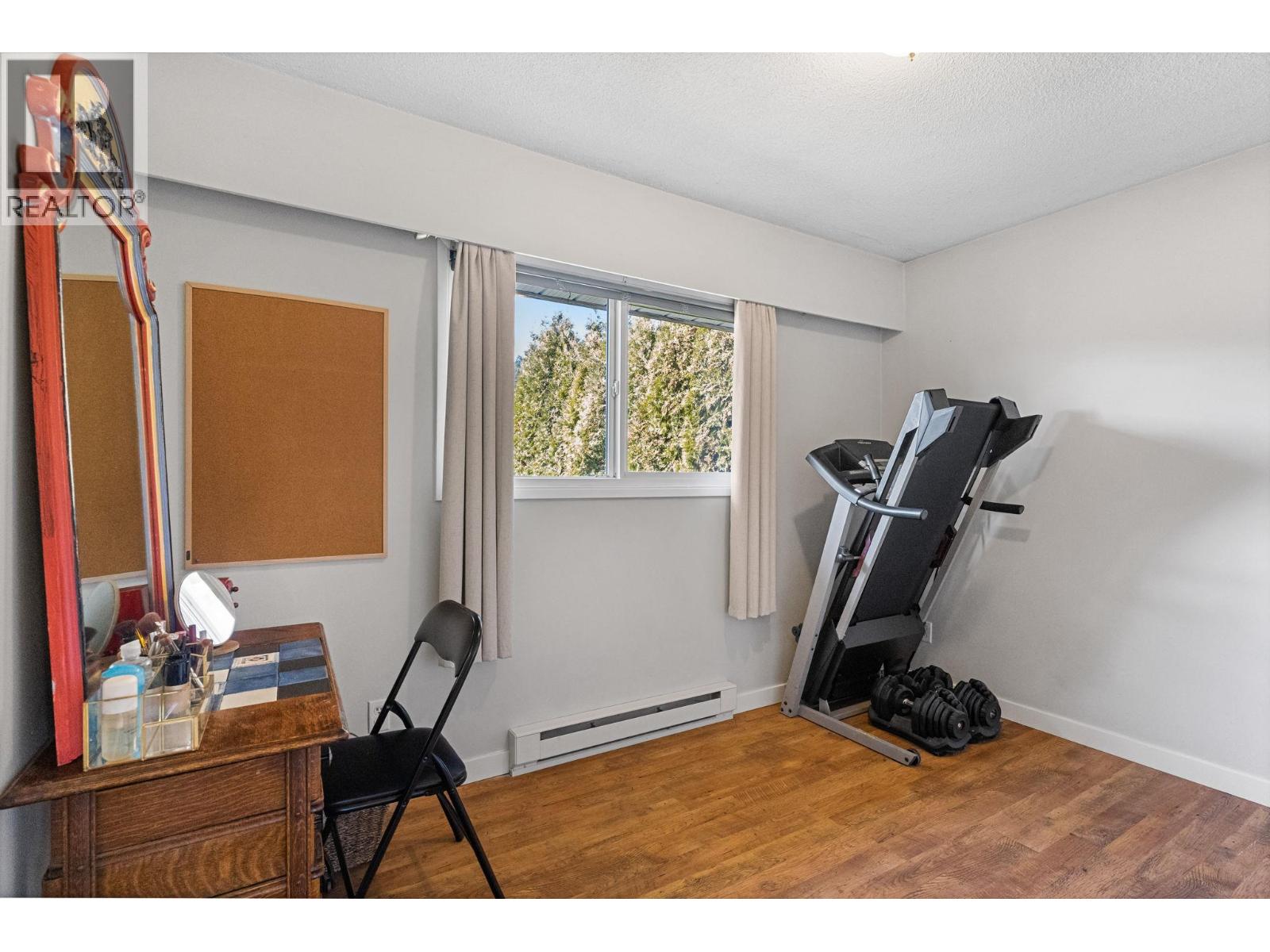 594 Snowsell Street N, Kelowna, British Columbia  V1V 2C7 - Photo 11 - 10381638