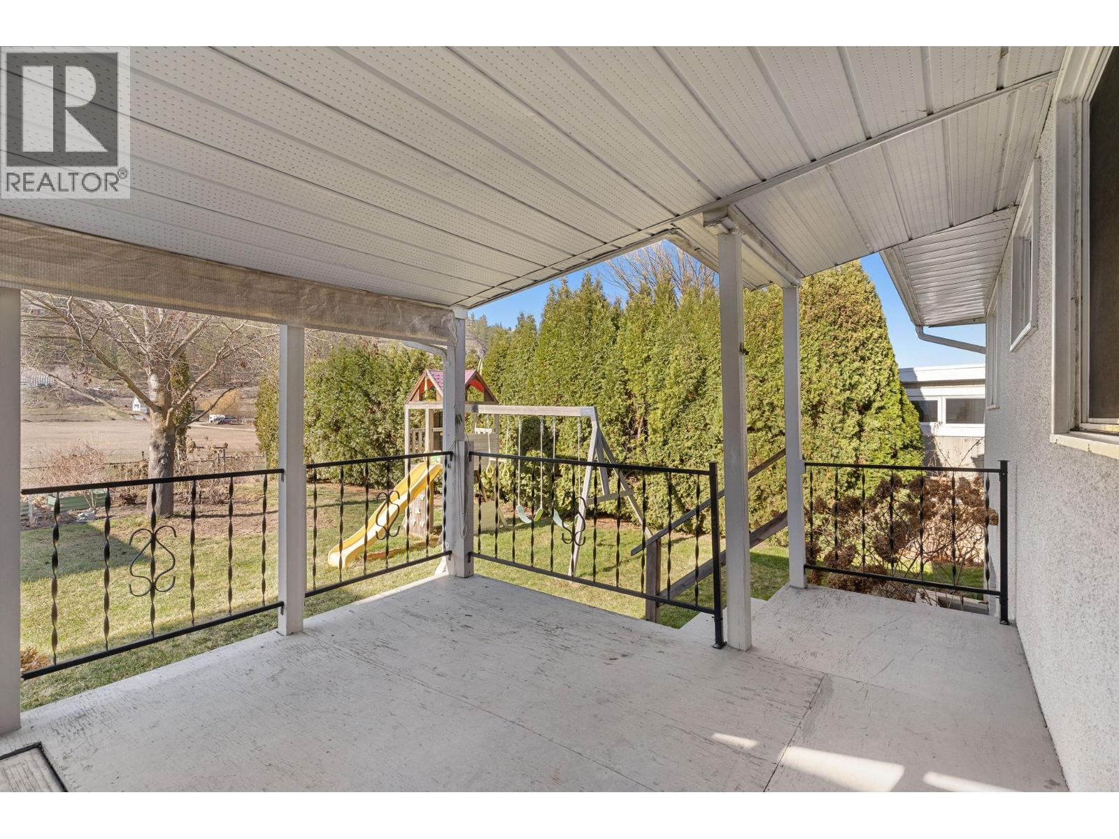 594 Snowsell Street N, Kelowna, British Columbia  V1V 2C7 - Photo 20 - 10381638