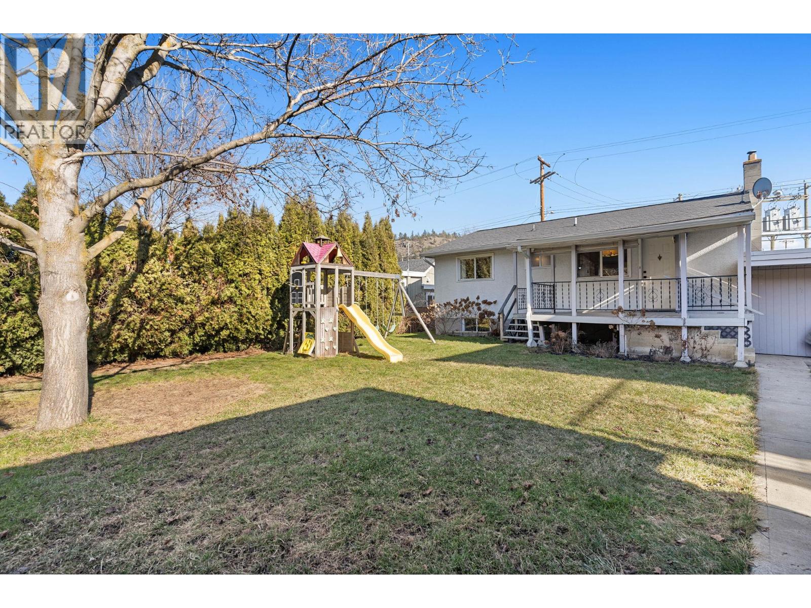 594 Snowsell Street N, Kelowna, British Columbia  V1V 2C7 - Photo 24 - 10381638