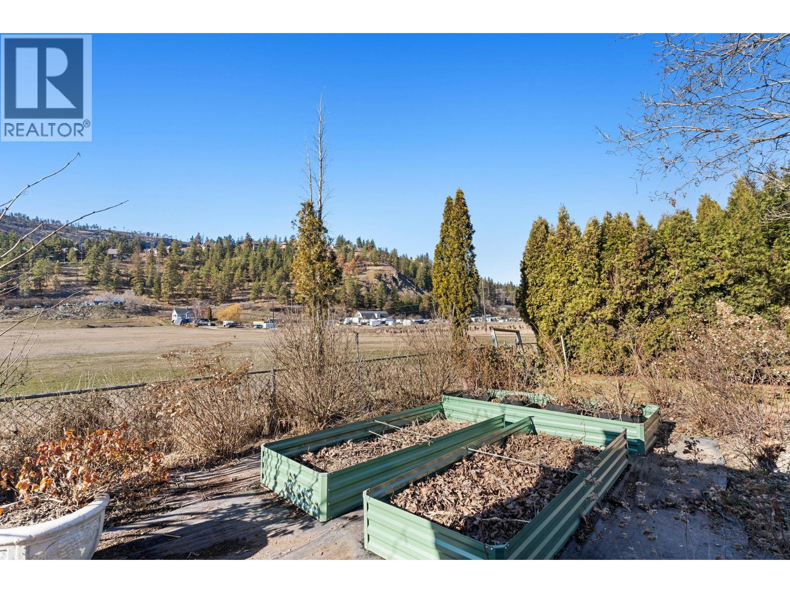 594 Snowsell Street N, Kelowna, British Columbia  V1V 2C7 - Photo 25 - 10381638