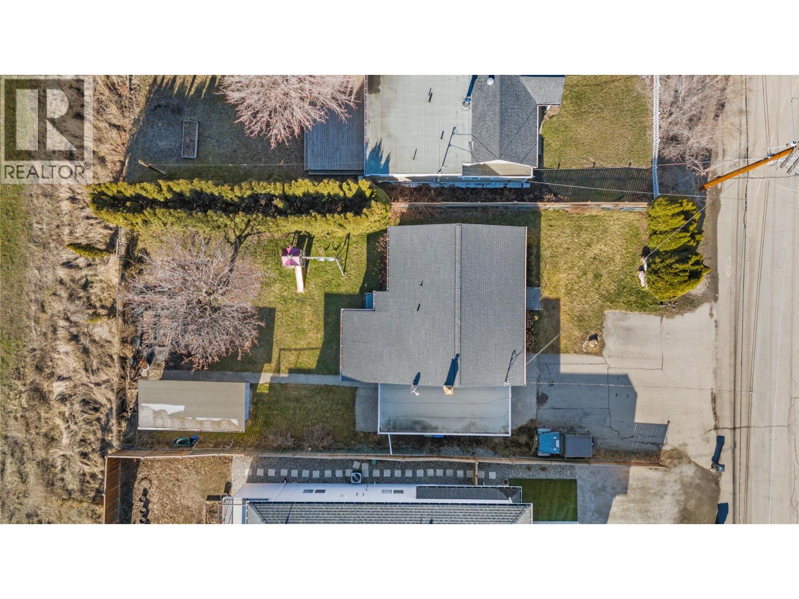 594 Snowsell Street N, Kelowna, British Columbia  V1V 2C7 - Photo 35 - 10381638