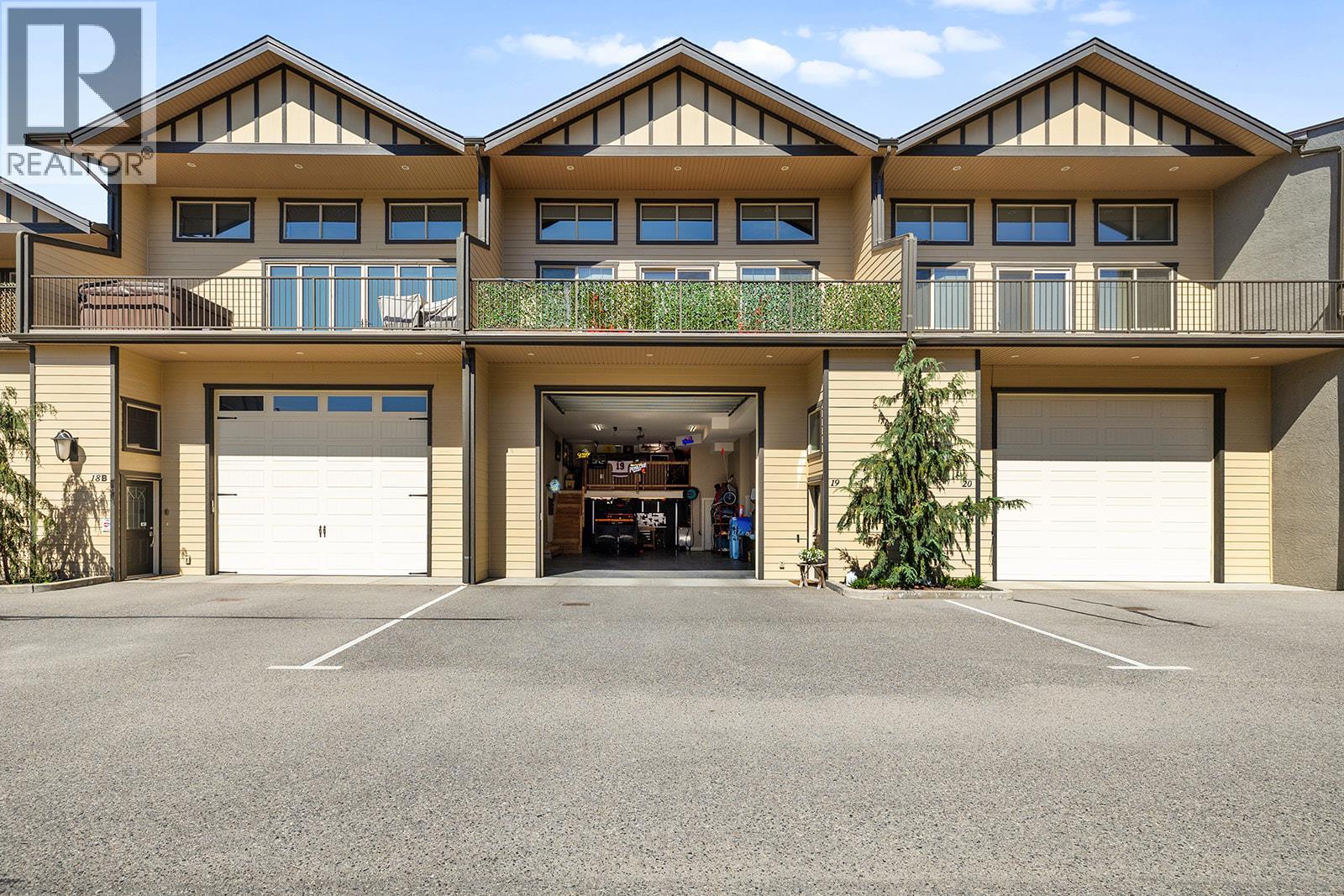 3359 Cougar Road Unit# 19, West Kelowna, British Columbia  V4T 3G1 - Photo 1 - 10381616