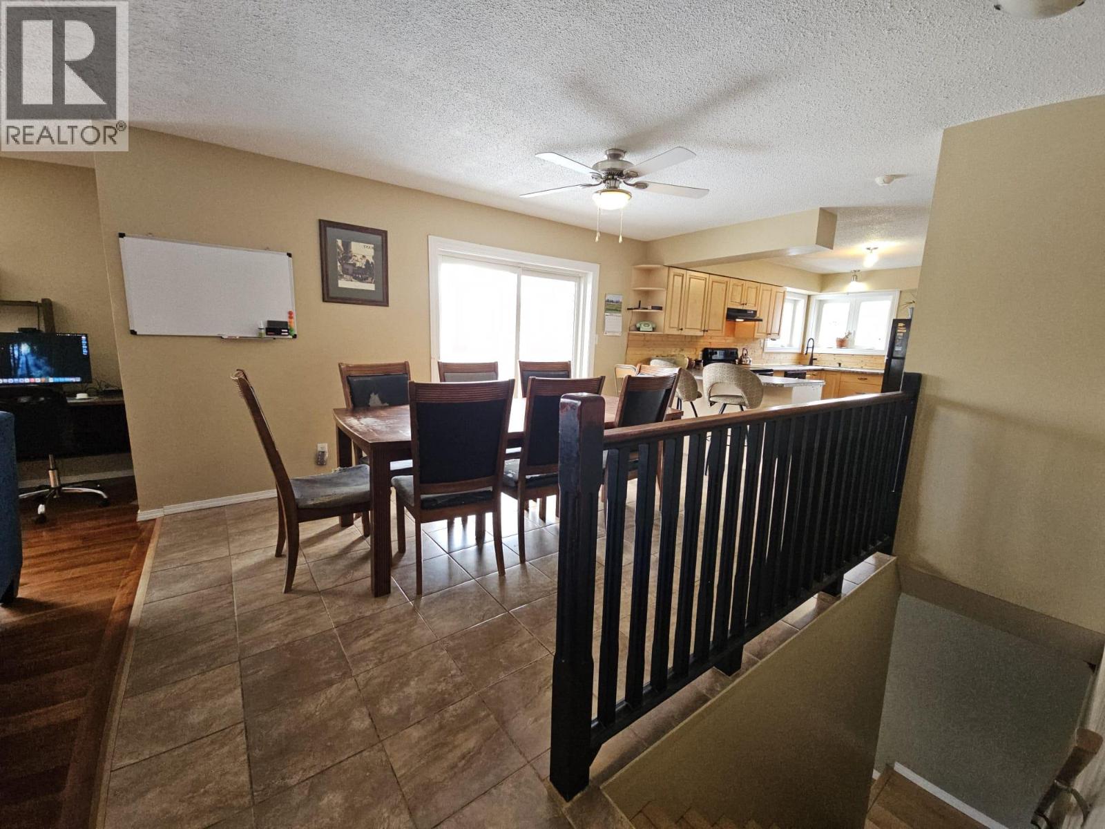 6128 Kurjata Road, Chetwynd, British Columbia  V0C 1J0 - Photo 10 - 10381497