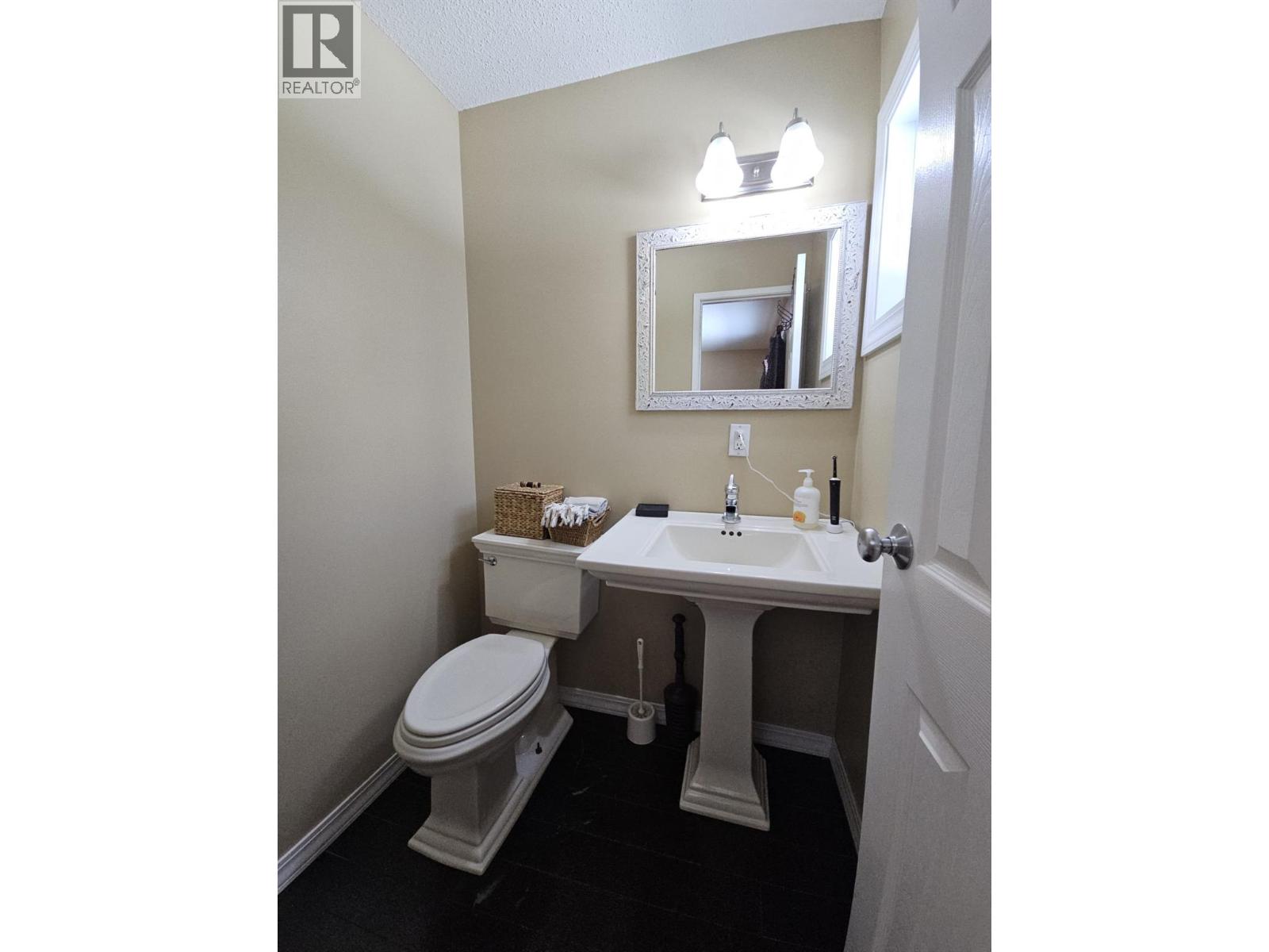 6128 Kurjata Road, Chetwynd, British Columbia  V0C 1J0 - Photo 29 - 10381497