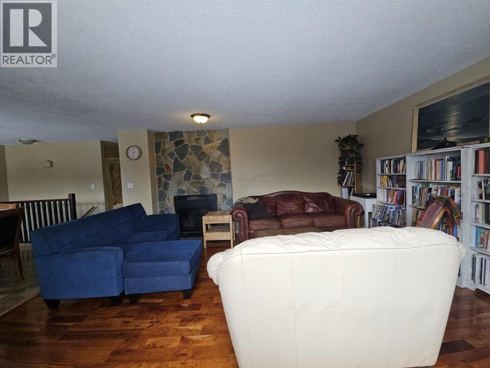 6128 Kurjata Road, Chetwynd, British Columbia  V0C 1J0 - Photo 7 - 10381497