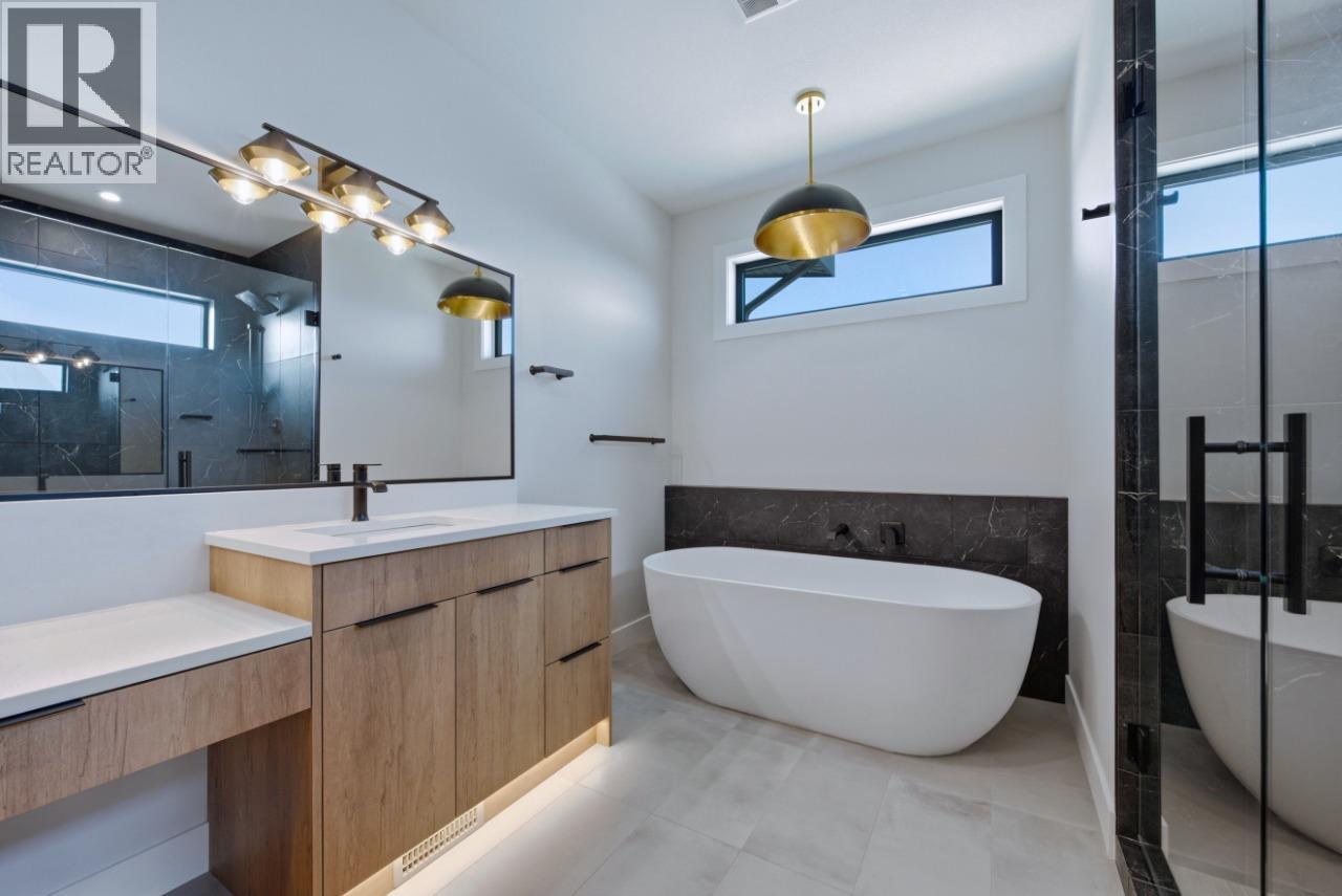 1120 Collinson Court, Kelowna, British Columbia  V1W 0C3 - Photo 24 - 10381747