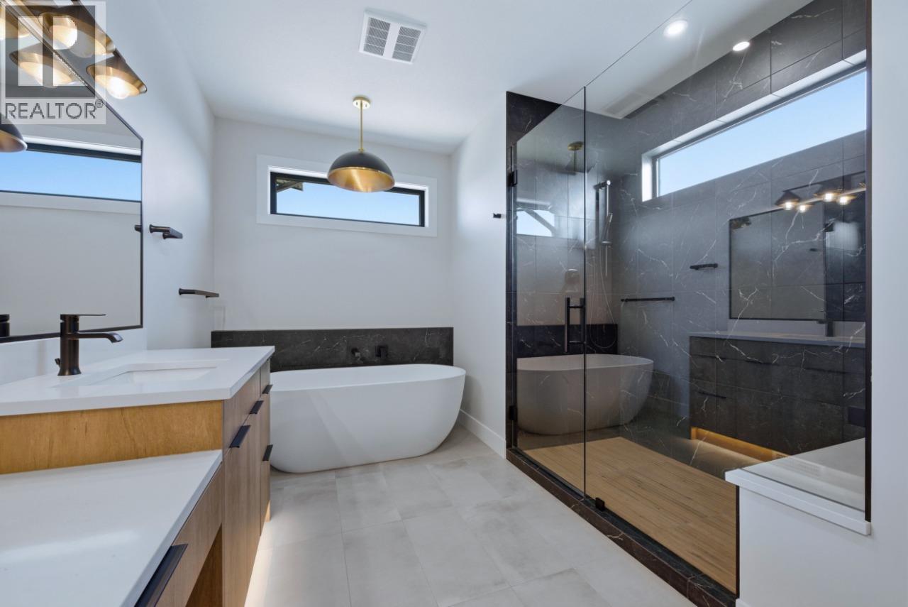 1120 Collinson Court, Kelowna, British Columbia  V1W 0C3 - Photo 25 - 10381747