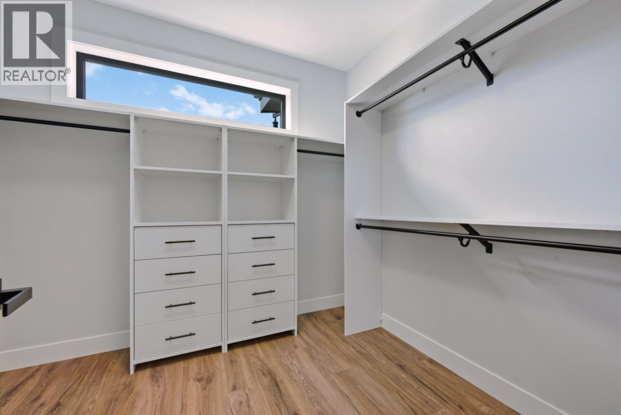 1120 Collinson Court, Kelowna, British Columbia  V1W 0C3 - Photo 27 - 10381747