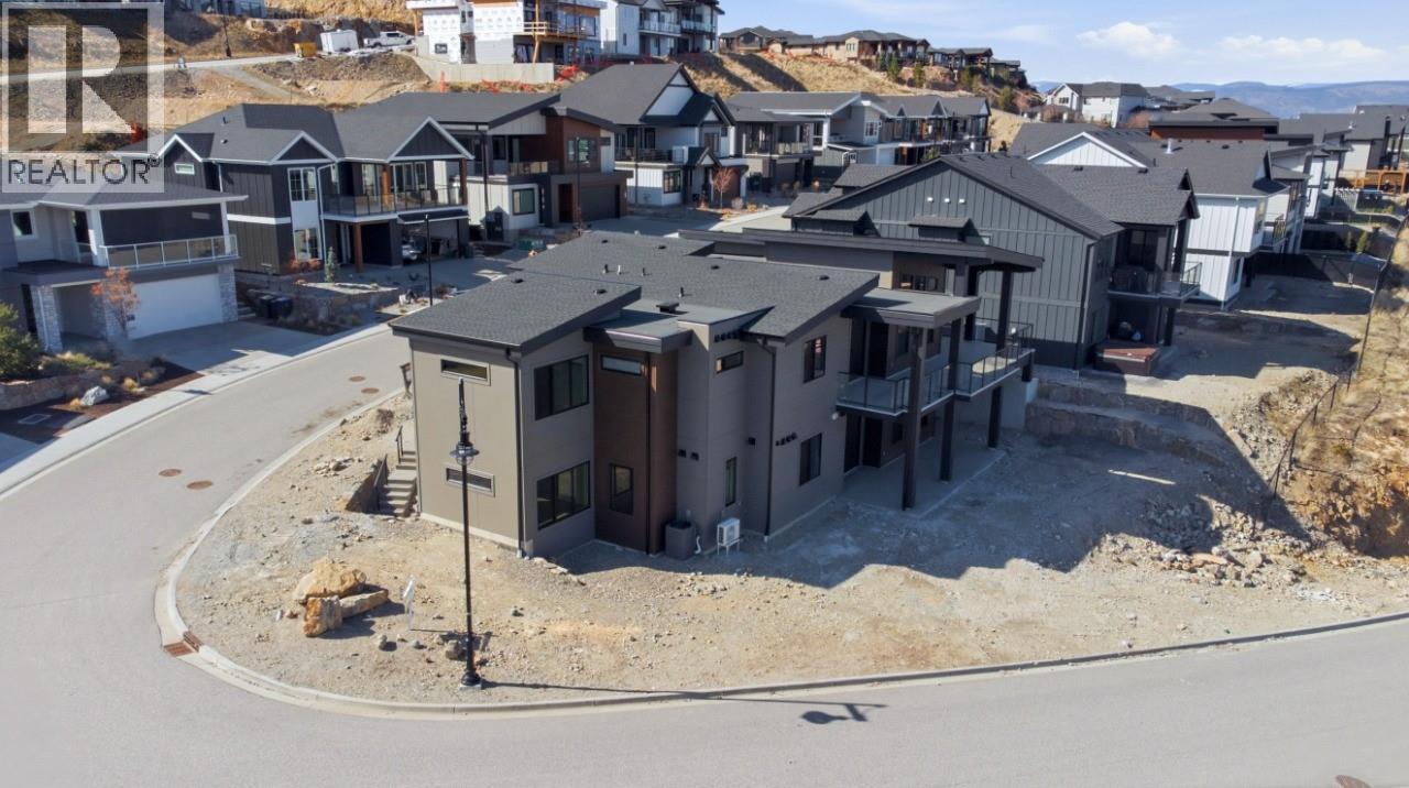 1120 Collinson Court, Kelowna, British Columbia  V1W 0C3 - Photo 3 - 10381747