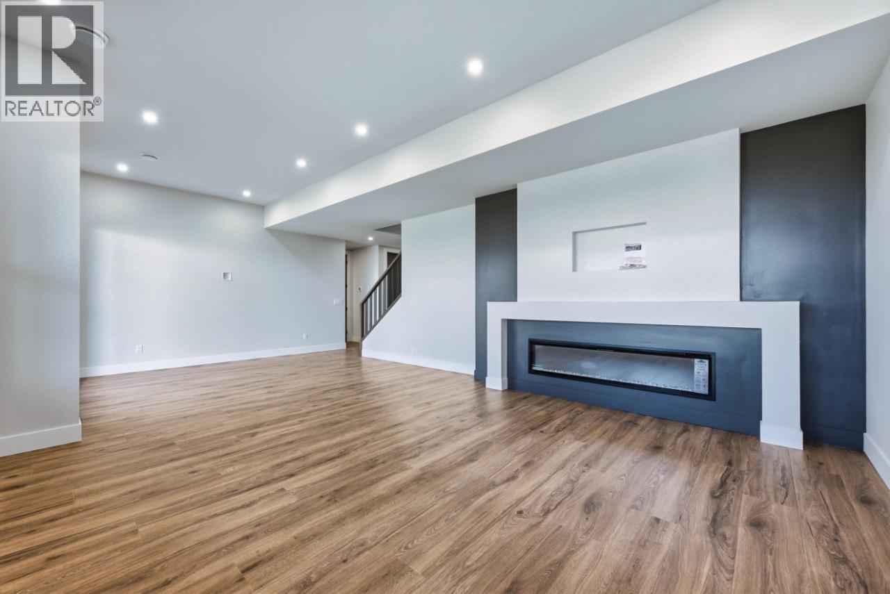 1120 Collinson Court, Kelowna, British Columbia  V1W 0C3 - Photo 35 - 10381747