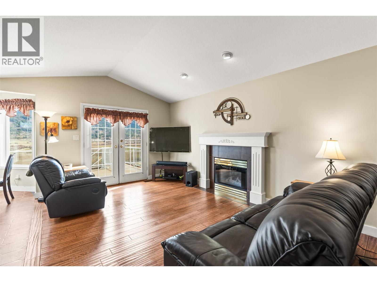 130 Overlook Place, Spallumcheen, British Columbia  V1H 1X1 - Photo 14 - 10381630