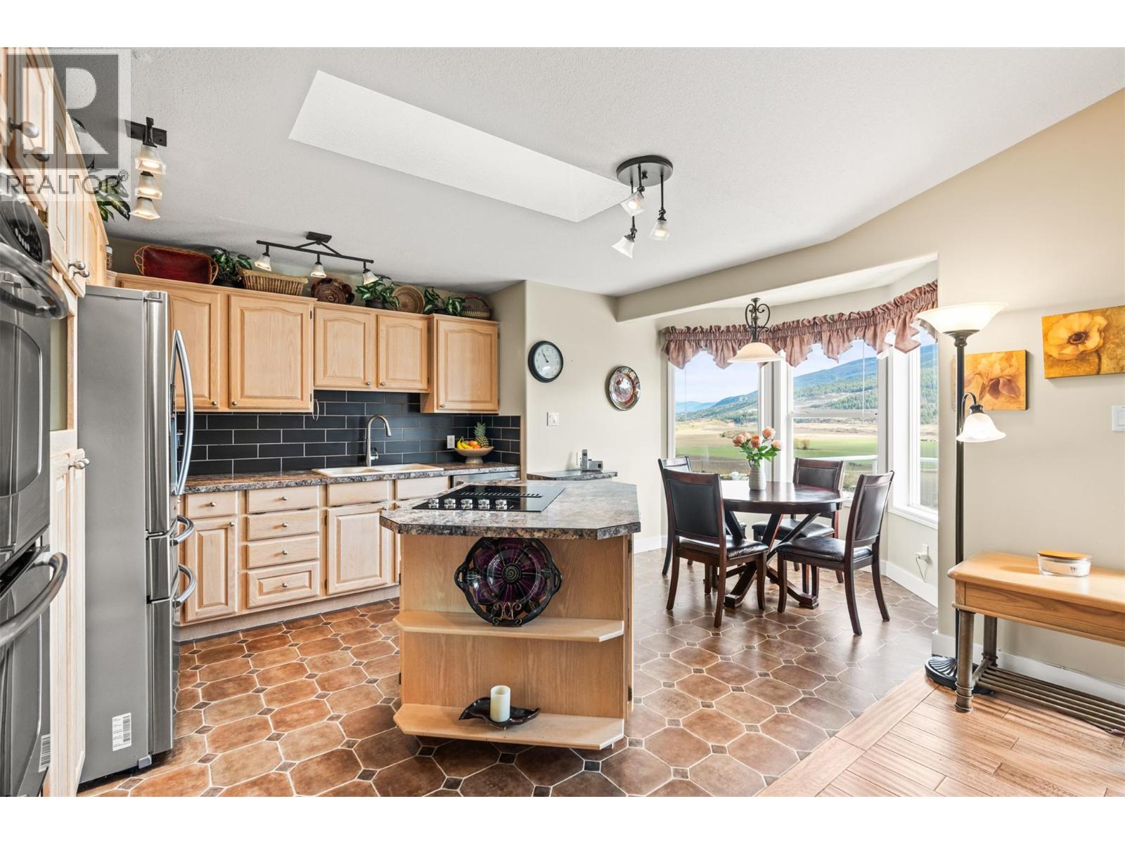 130 Overlook Place, Spallumcheen, British Columbia  V1H 1X1 - Photo 17 - 10381630