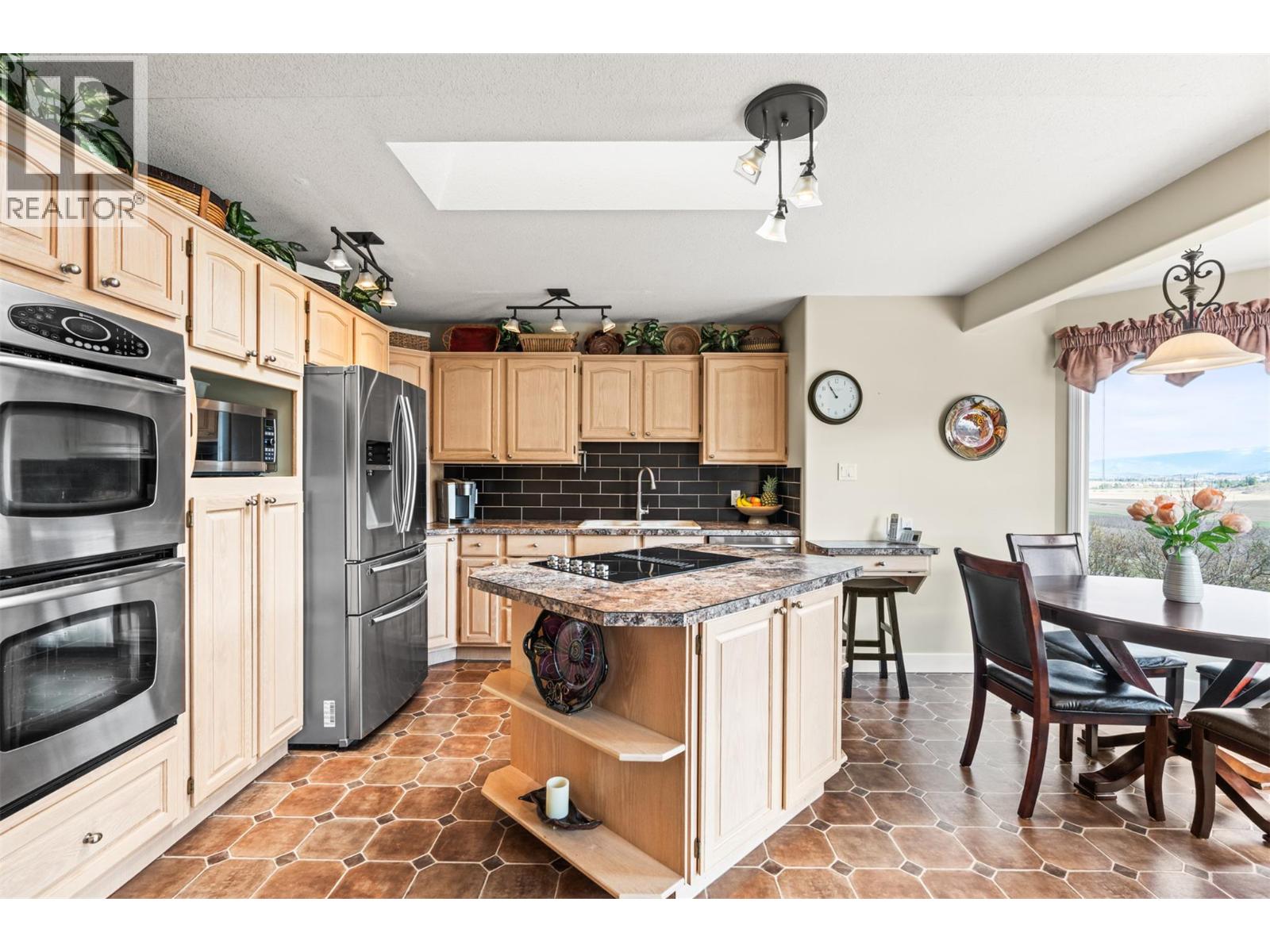 130 Overlook Place, Spallumcheen, British Columbia  V1H 1X1 - Photo 18 - 10381630