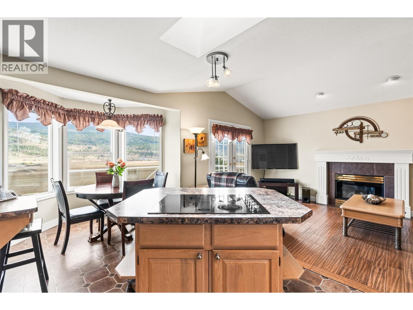 130 Overlook Place, Spallumcheen, British Columbia  V1H 1X1 - Photo 21 - 10381630