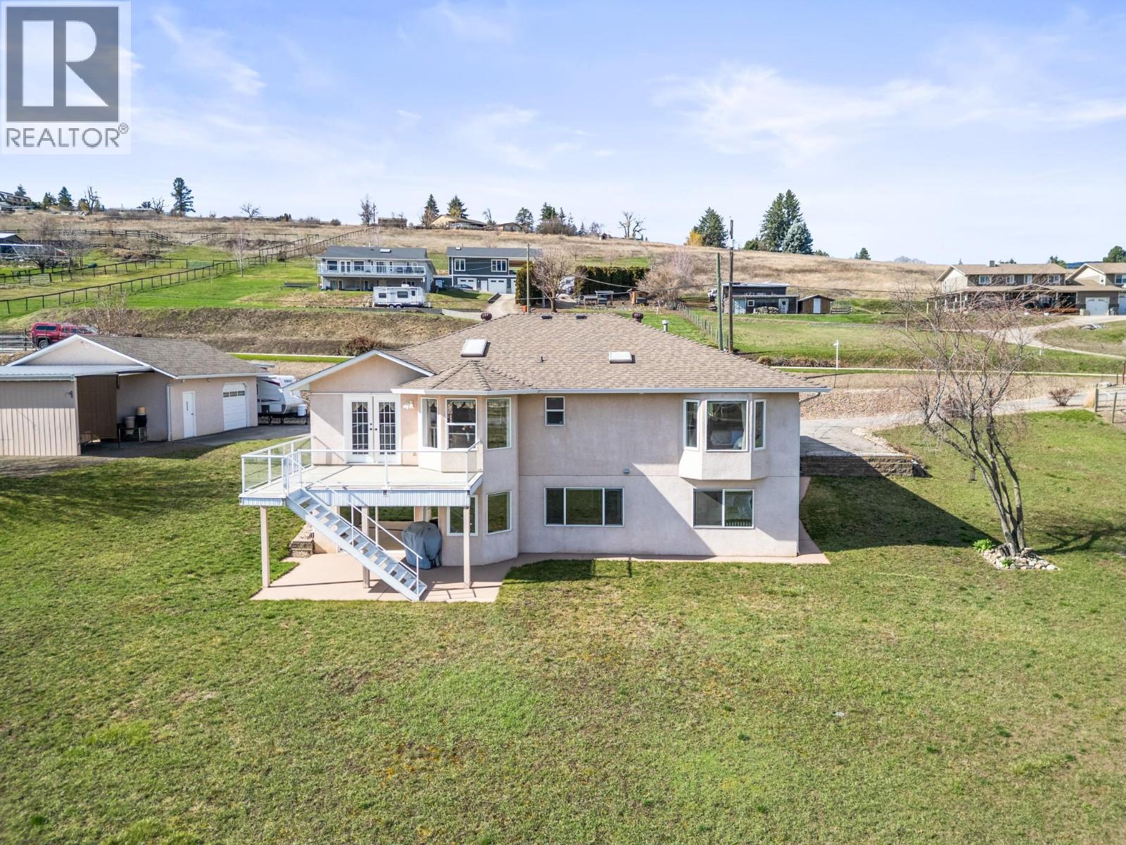 130 Overlook Place, Spallumcheen, British Columbia  V1H 1X1 - Photo 4 - 10381630